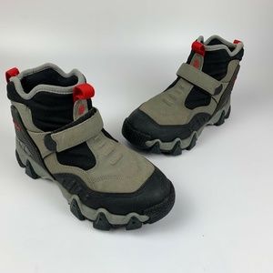 Teva 6485 Pull On Women's Sz 8 Winter Hiking Boots